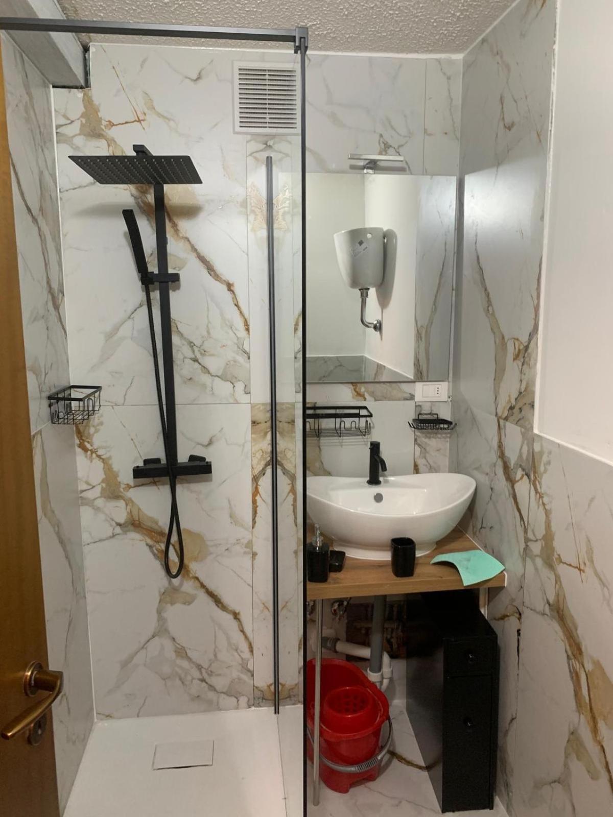 Finestra Sull'Adamello Apartment Пасо дел Тонале Екстериор снимка